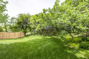 Photo 44 of 3021 E SHAKESPEARE PL