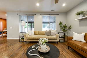 Photo 8 of 991 N ELIZABETH DR