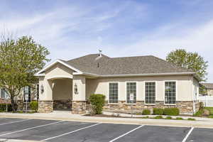 Photo 55 of 991 N ELIZABETH DR