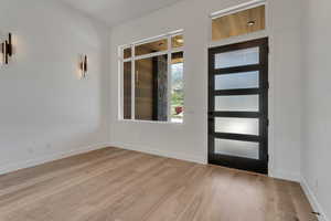 Foyer / Sitting Room