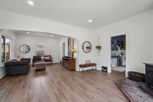 Photo 5 of 2955 S JEFFERSON AVE