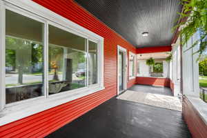 Photo 4 of 2955 S JEFFERSON AVE