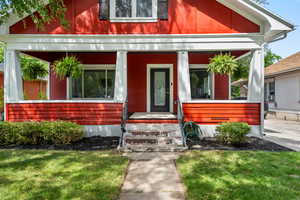 Photo 2 of 2955 S JEFFERSON AVE