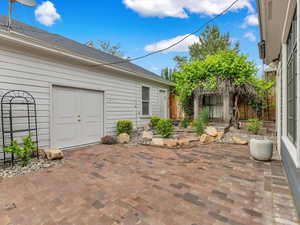 Parking is a rare find in the Avenues, and this home delivers with a private garage and driveway. Situated on a quiet dead-end side street curve, ample street parking is always available; an exceptional and highly sought-after feature in the neighborhood.