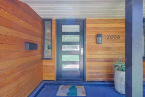 Photo 5 of 2036 E BRYAN AVE