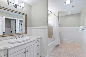 Jack and Jill Upstairs bath