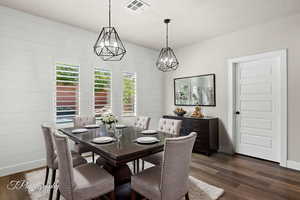 Virtually staged Dining