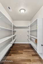 Walk in Pantry off dining