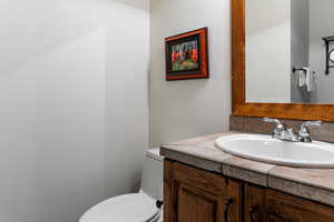 Main level powder bath