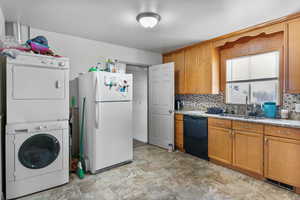 Photo 8 of 293 E 4775 S