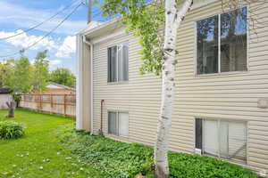 View of side of home