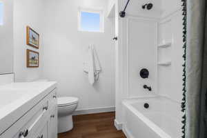 Apartment 2nd full bathroom.