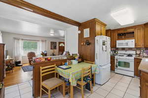Photo 9 of 2243 E RAMONA AVE