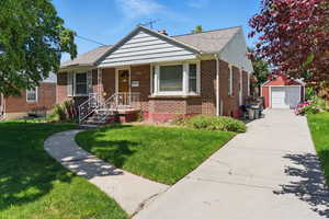 Photo 5 of 2243 E RAMONA AVE