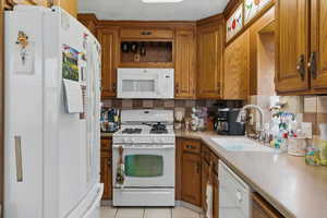 Photo 12 of 2243 E RAMONA AVE