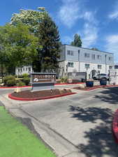 Community gate