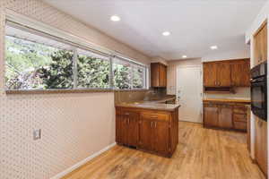 Photo 7 of 4530 S PARK HILL DR