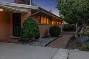 Photo 3 of 4530 S PARK HILL DR