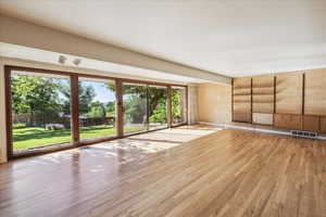 Photo 4 of 4530 S PARK HILL DR