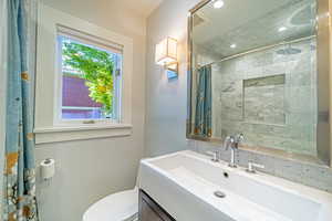 Floor 1 Bathroom
