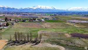 Aerial view of sparsely populated area featuring mountains