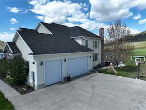 Photo 77 of 2307  MAPLE LEAF DR