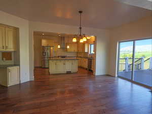 Photo 14 of 2307  MAPLE LEAF DR