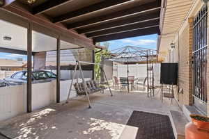 View of patio / terrace with outdoor dining space