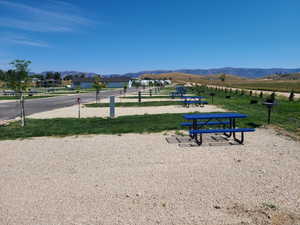 Surrounding community with a mountain view