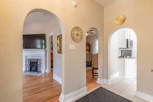 Photo 6 of 680  1ST AVE