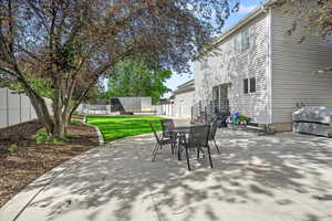 View of patio / terrace outdoor entertainment/relaxation area