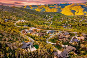 Bird's eye view of a mountain backdrop