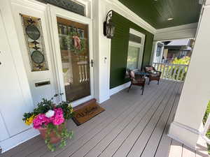 Wide front porch with trex decking