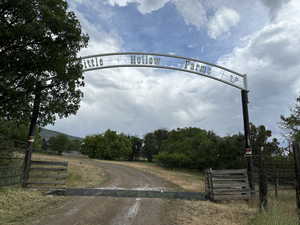 View of dirt / gravel road
