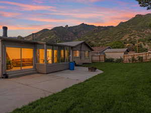 Wasatch moments from the back yard.