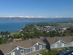 Bird's eye view of a water and mountain view