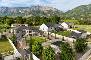 Aerial view of neighborhood with mountain backdrop