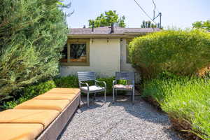 View of patio / terrace featuring an outdoor living space