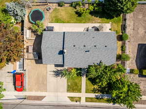 Aerial view of property and surrounding area
