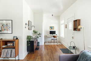 Photo 4 of 336 S DOUGLAS ST