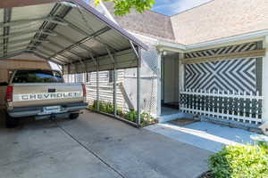 Photo 17 of 3219  PINGREE AVE