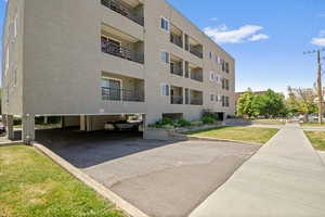 View of apartment building / complex