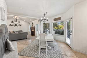 Photo 9 of 521 W WESTERN DR