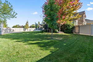 Photo 46 of 521 W WESTERN DR
