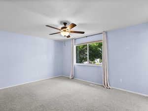 Photo 17 of 544 W 425 S