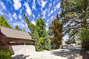 Photo 2 of 2348 E EVERGREEN AVE