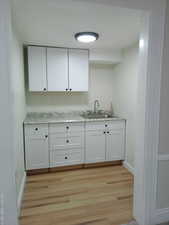 Wet bar just off of family room