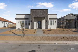 Desert Modern Eclipse Floorplan -Newly built, Move-In Ready home