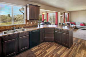 Photo 5 of 2118 W FOXWOOD ST