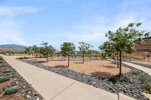 View of property's community with a mountain view